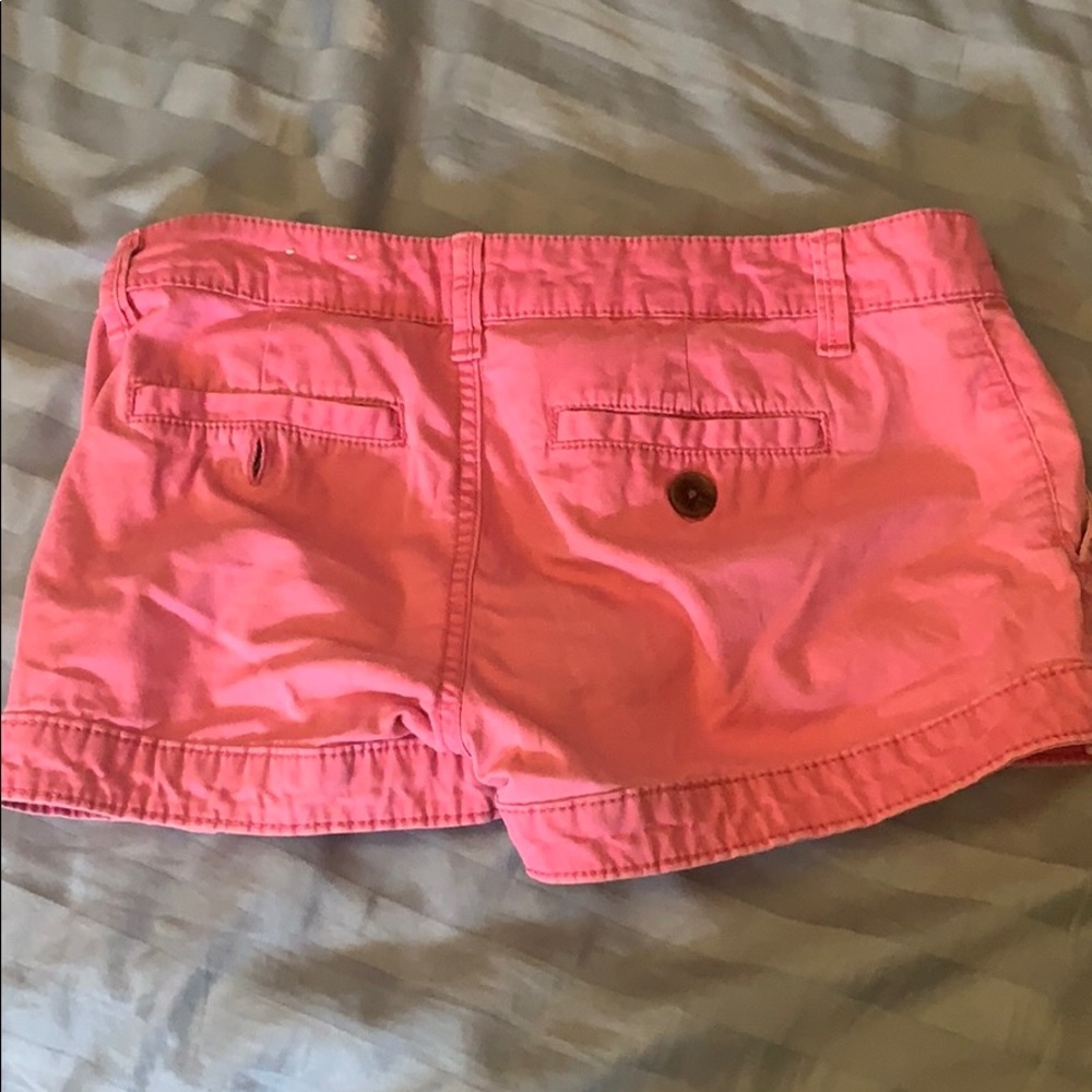 Pink shorts - Picture 4 of 4